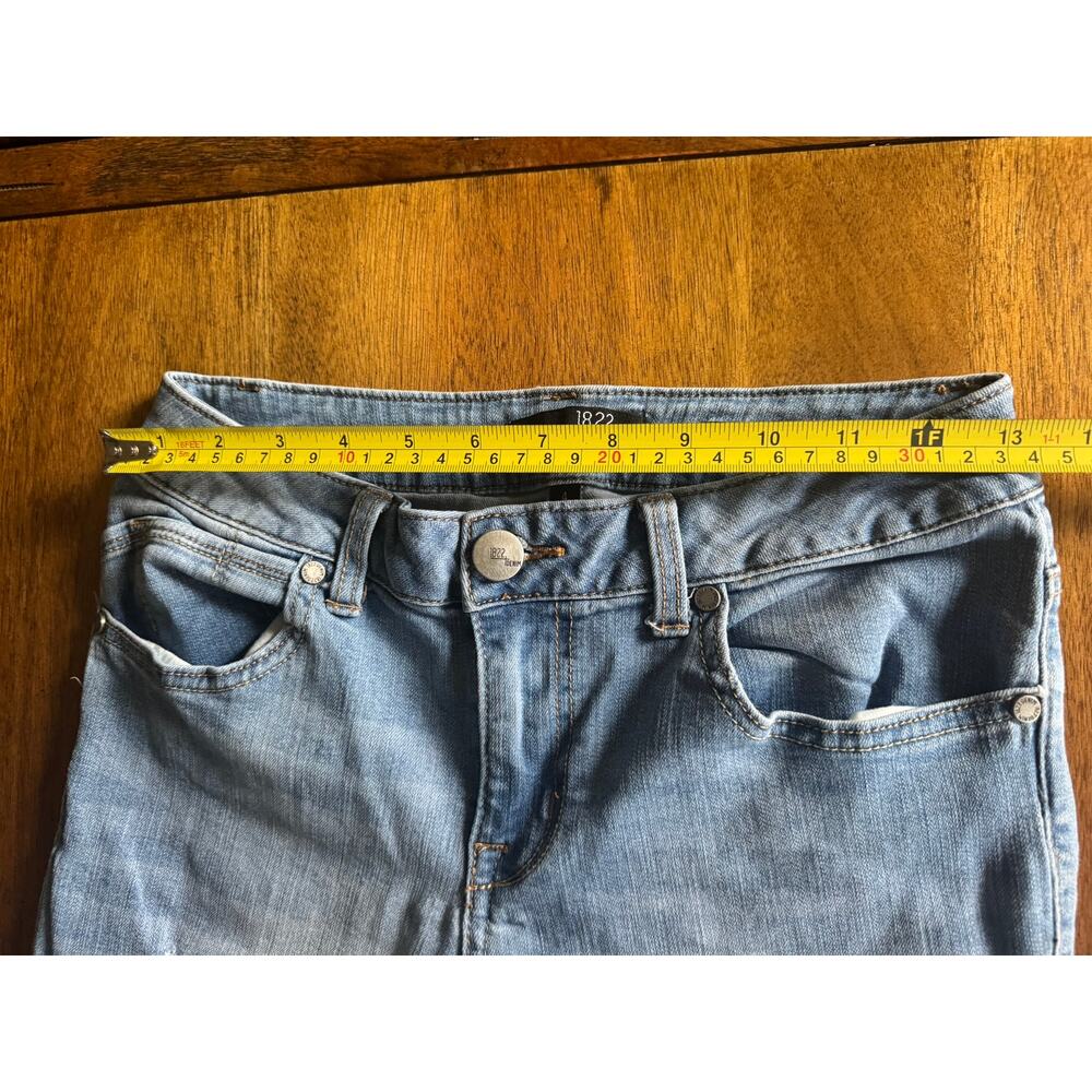 1822 Denim Taylor Jeans Size 4 Light Wash Cuffed Distressed High Rise - Picture 6 of 12